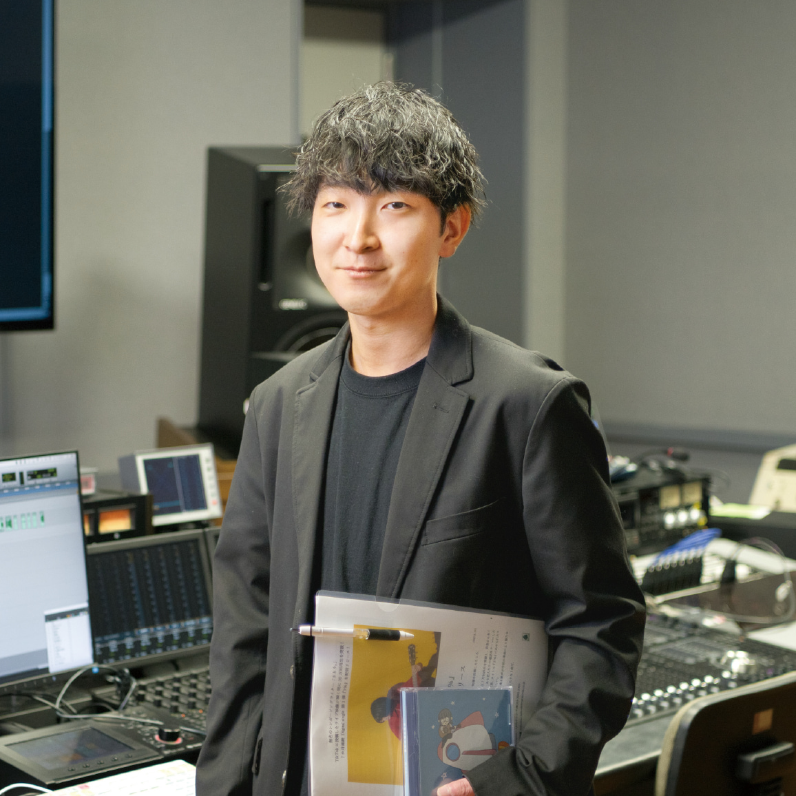 卒業生インタビュー　アーティストマネージャー　佐藤 伸篤さん