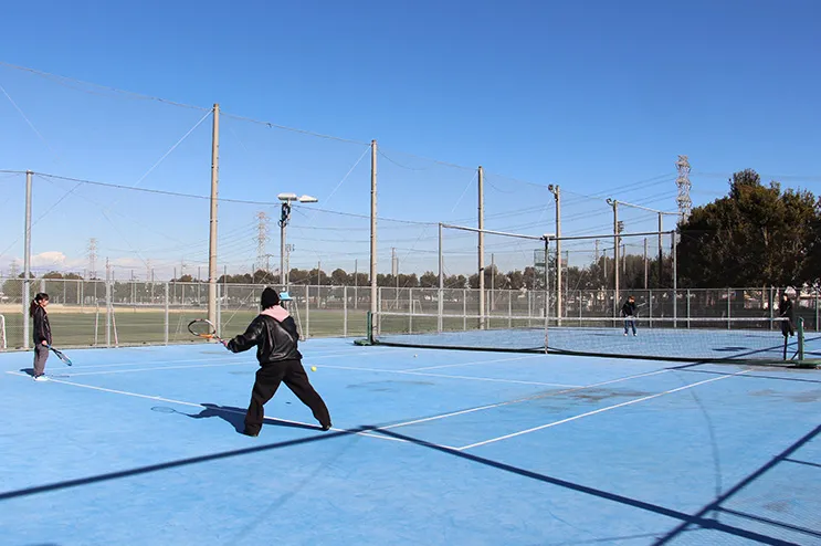 尚美硬軟テニス