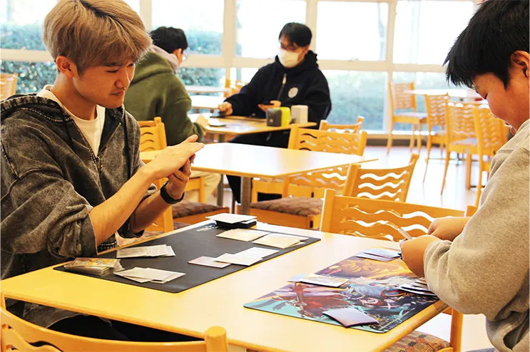 カードゲーム同好会