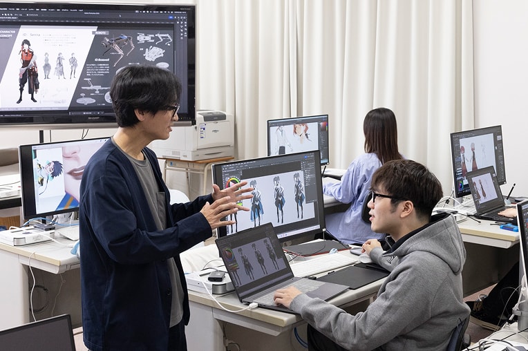 情報表現学科